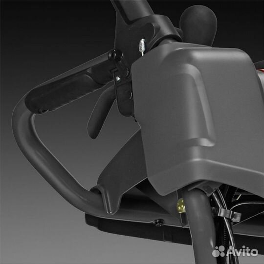 Снегоуборочная машина Husqvarna ST 227