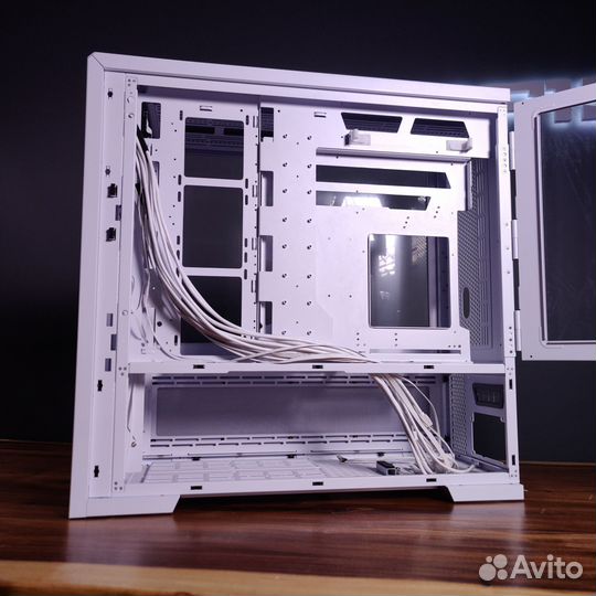 Корпус Lian Li V3000 Plus GGF Edition