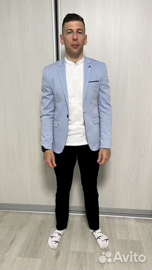 Пиджак голубой 48