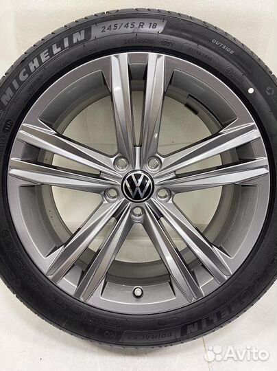 Новые Volkswagen Passat B8, Michelin 235/45 R18