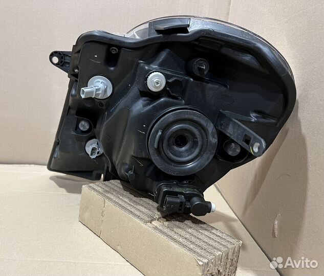 Фара правая Рено Кангу 2