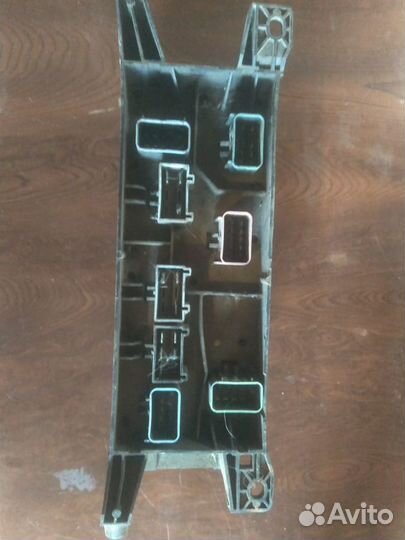 Блок предохранителей крайслер вояжер 3