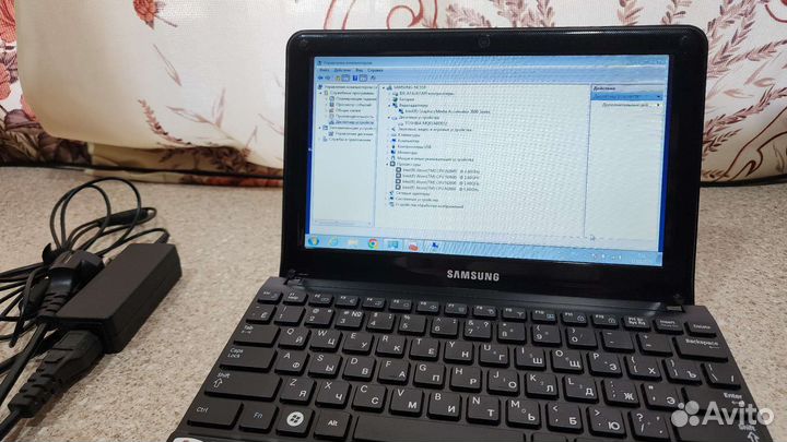 Нетбук Samsung nc110