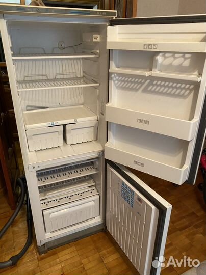 Холодильник Stinol RF S 275