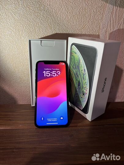 iPhone Xs, 64 ГБ