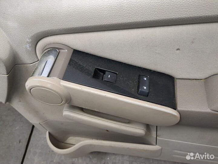 Дверь правая передняя Ford Explorer
