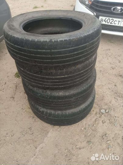 Dunlop Grandtrek ST30 225/65 R17