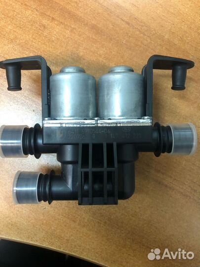 Bmw x5 e70 клапан печки 64116910544