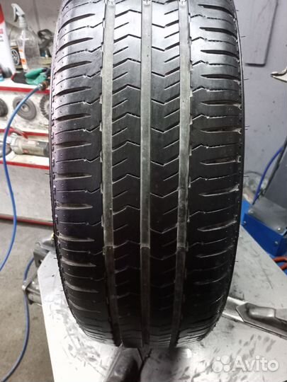 Nexen Roadian CT8 205/65 R16C