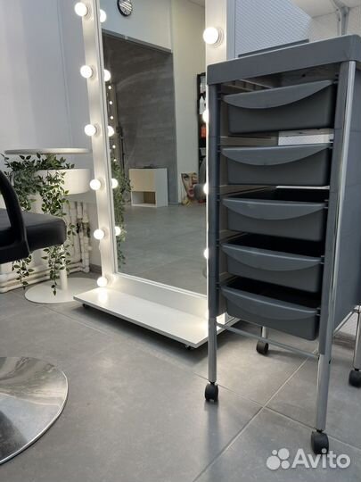 Аренда парикмахерского кресла