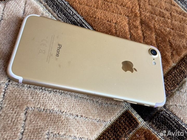 iPhone 7, 32 ГБ