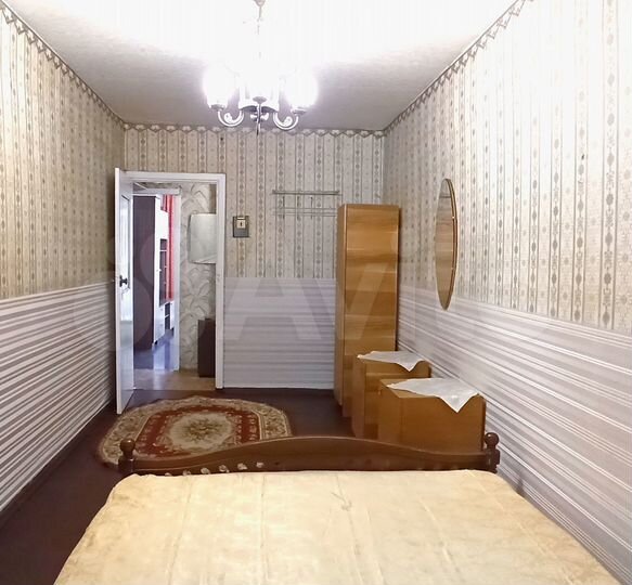Комната 13 м² в 2-к., 2/5 эт.