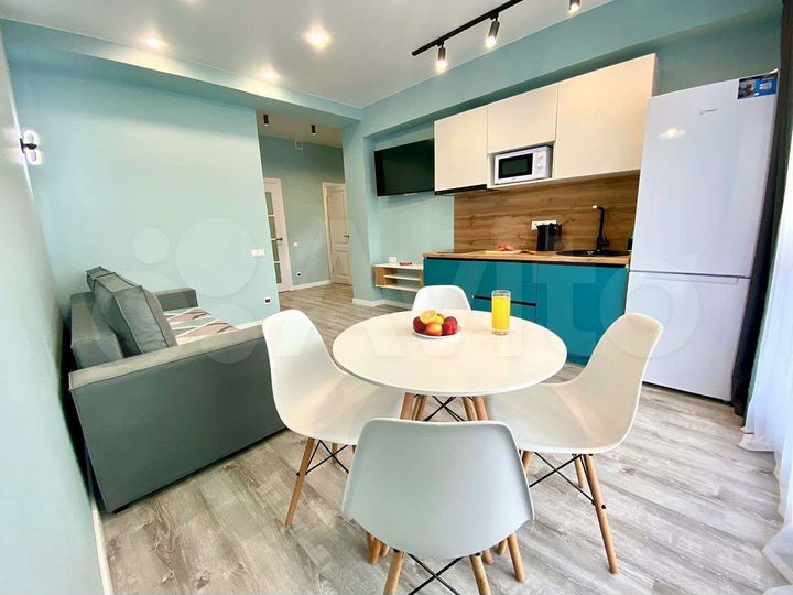 2-к. квартира, 55 м², 1/3 эт.