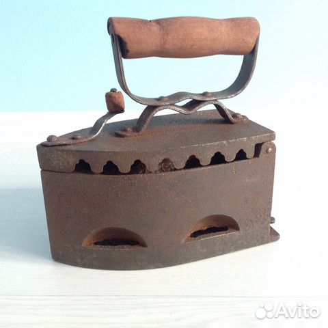 Утюги старинные