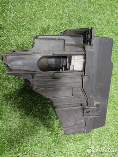 Блок предохранителей моторный Toyota RAV4 A2 2005