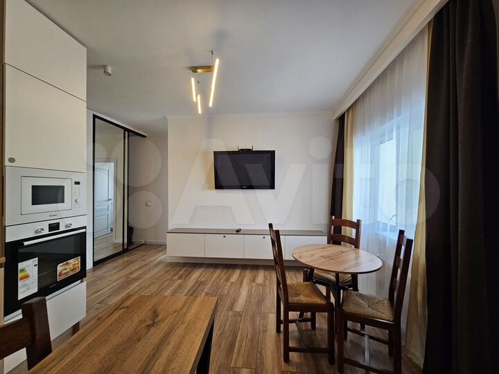 2-к. квартира, 68 м², 9/18 эт.