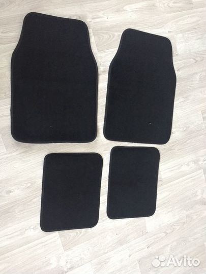 Коврики для машины