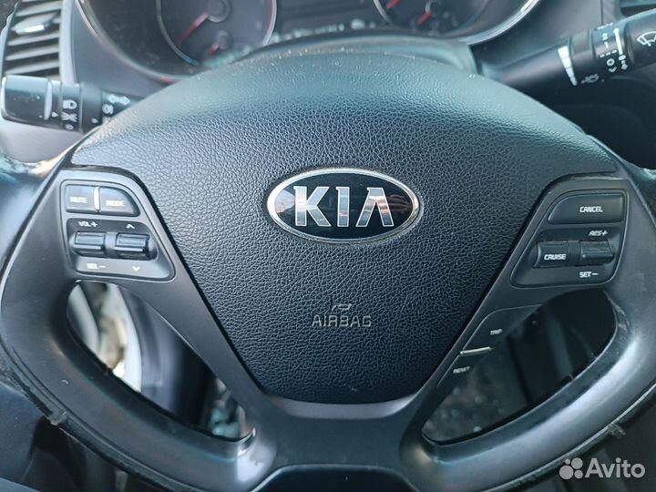 Подушка безопасности в руль Kia Cerato 3