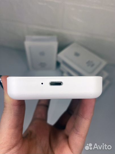 Apple magsafe battery pack