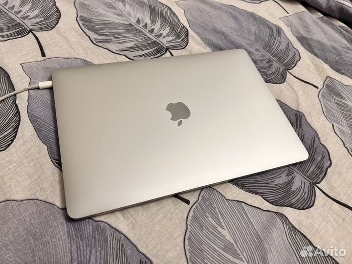 Apple MacBook Pro 1 TB