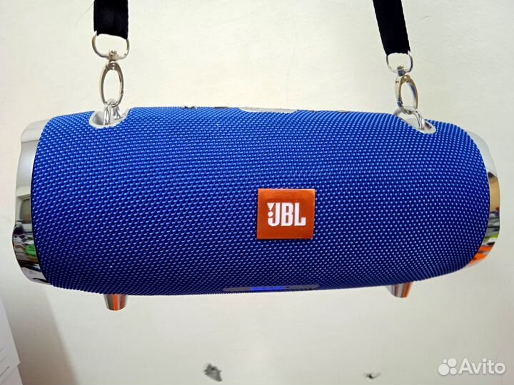 Колонка JBL