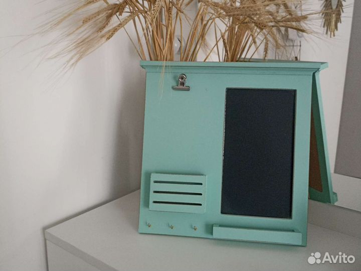 Ключница настенная