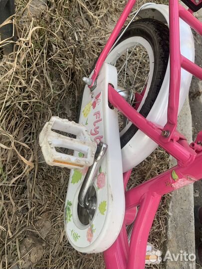 Детский велосипед четырехколесный