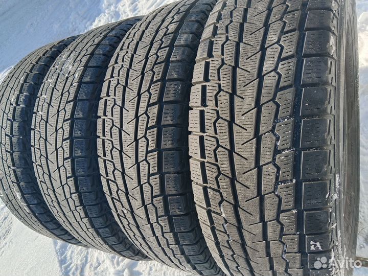 Yokohama Ice Guard G075 235/70 R16