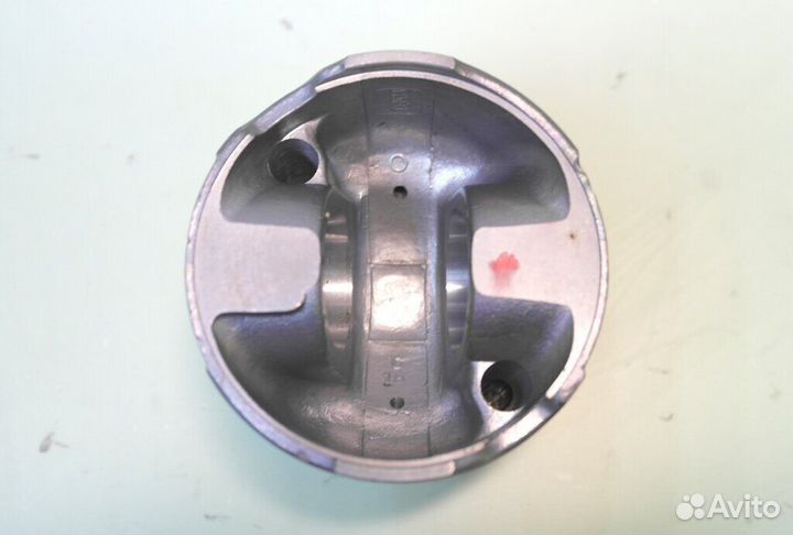 Поршни 2AD-fthv комплект 13101-0R020 RAV4