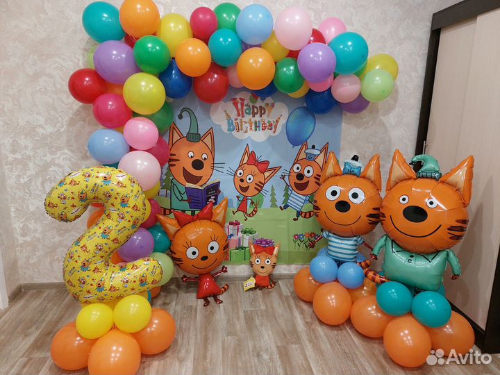 Украшение для праздника три кота