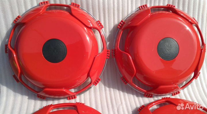 Колпак колеса 17.5 радиус 2 перед + 2 задн Красный