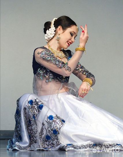 Индийский и восточный танец на праздник