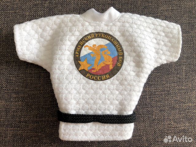 Сувенирное кимоно Р. Бой белое