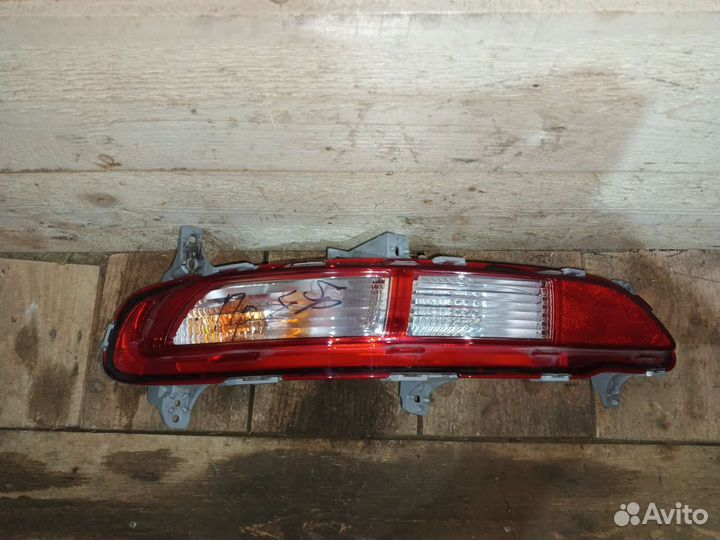Задний правый фонарь Kia Sportage 4
