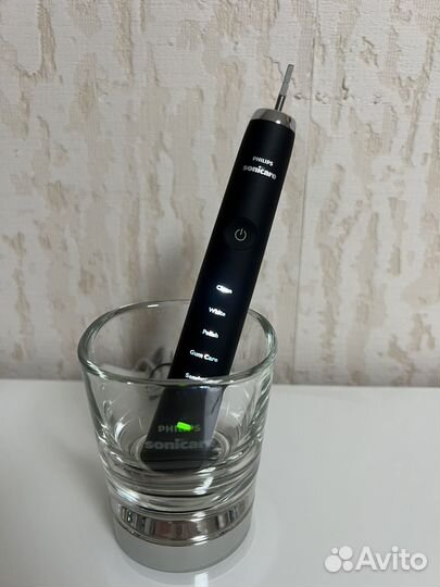 Оригинальная звуковая щетка Philips Diamondclean
