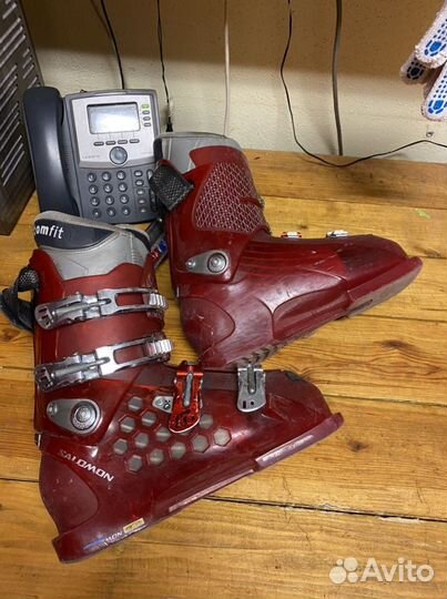 Горнолыжные ботинки