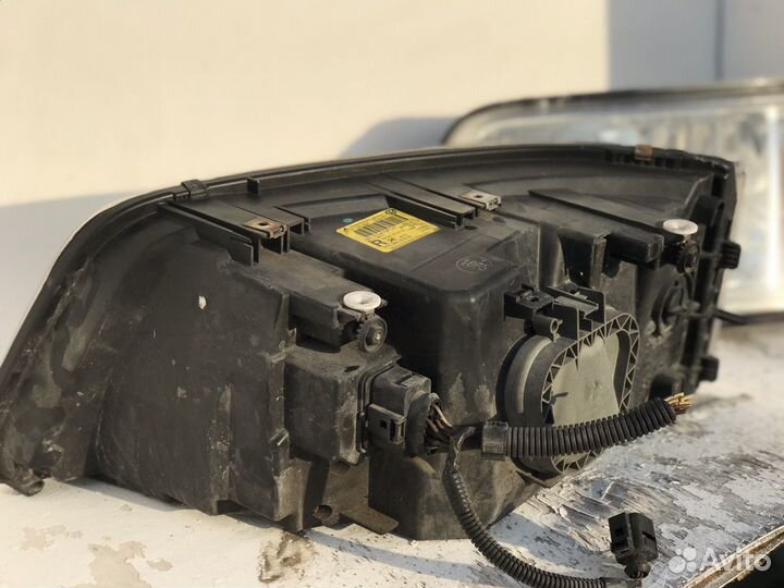 Фара transporter T5 правая и левая