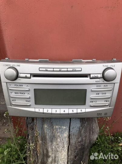 Головное устройство на тайоту камри V40