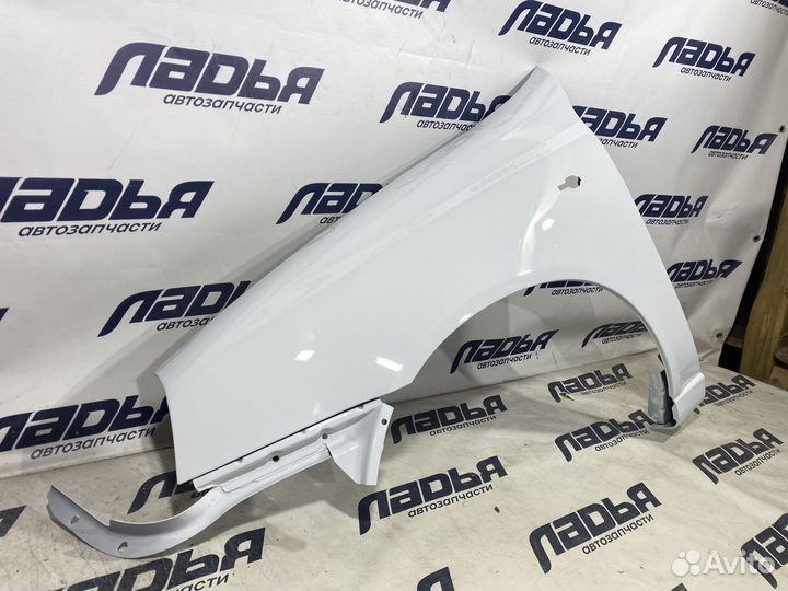 Крыло 1118 левое 