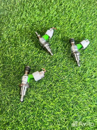 Форсунка Toyota Avensis 2.0, 2.4
