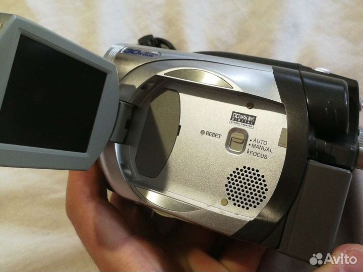 Видеокамера panasonic VDR-D150EE