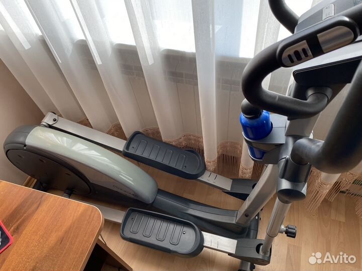 Эллиптический тренажер Torneo Premium C-802