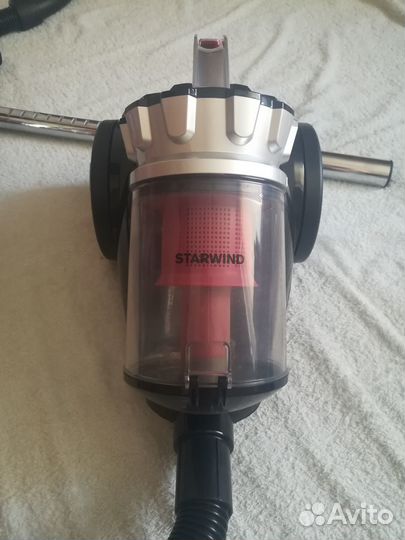 Пылесос Starwind SCM4410. Новый, в упаковке