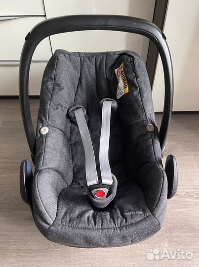 Автолюлька maxi cosi pebble plus с базой isofix