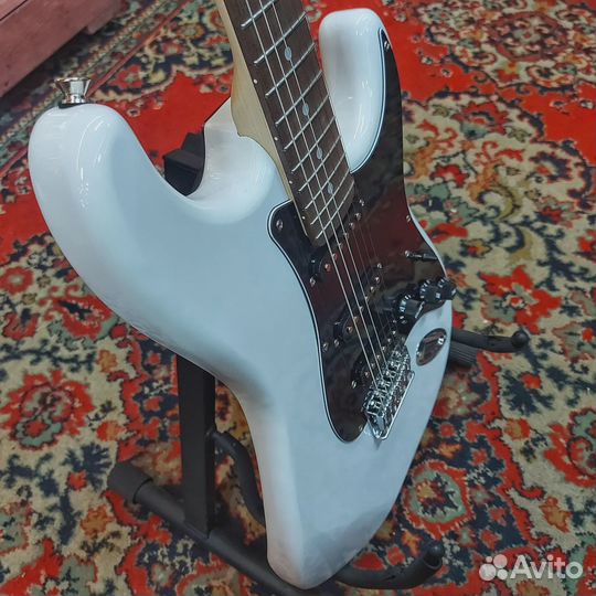 Электрогитара Gecko GE-101 WH