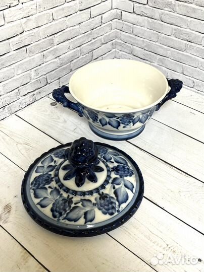 Сахарница с крышкой. Гжель. СССР. Винтаж