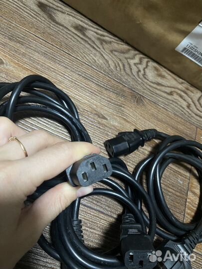 Сетевой шнур на три контакта