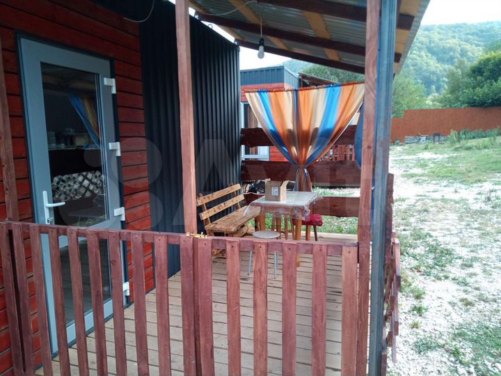 Коттедж 20 м² на участке 8 сот.