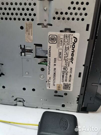 Продаю магнитолу Pioneer carrozzeria avic-MRZ06