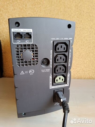 Бесперебойник APC Back- UPS 1100